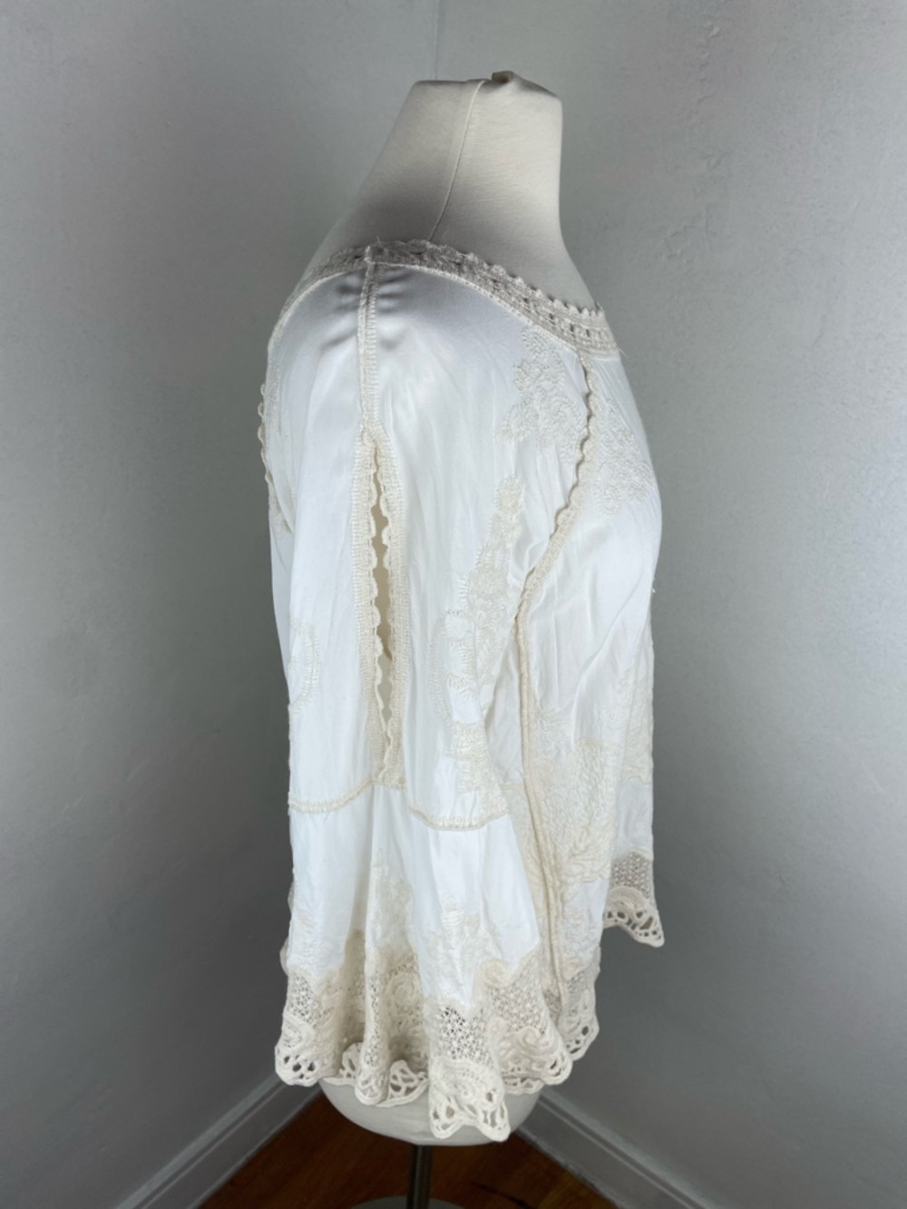 Democracy Cream and White Crochet-Trim Peasant Blouse - Picture 12 of 16